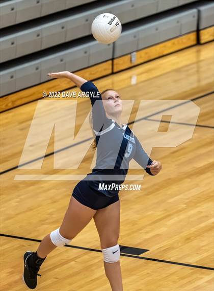 Thumbnail 3 in Lehi vs Layton (Rocky Mountain JV/Sophomore Tournament) photogallery.