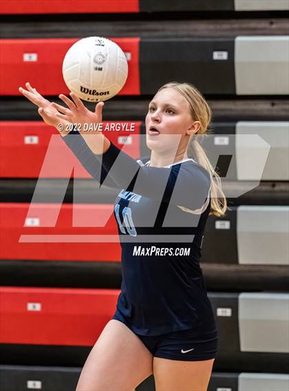 Thumbnail 3 in Lehi vs Layton (Rocky Mountain JV/Sophomore Tournament) photogallery.