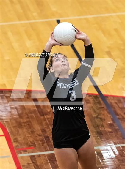 Thumbnail 3 in Lehi vs Layton (Rocky Mountain JV/Sophomore Tournament) photogallery.
