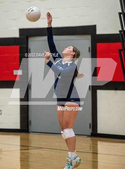 Thumbnail 2 in Lehi vs Layton (Rocky Mountain JV/Sophomore Tournament) photogallery.