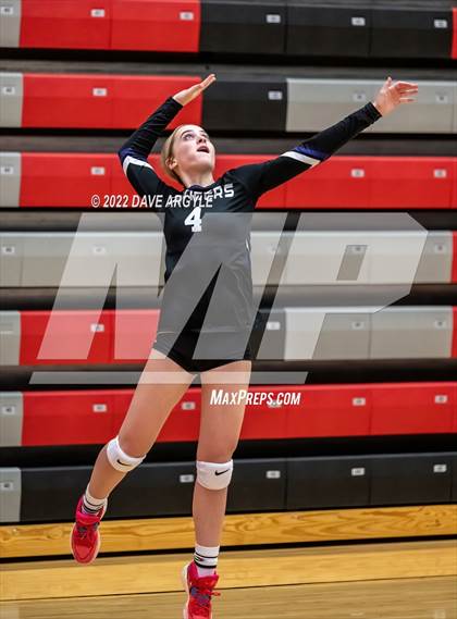 Thumbnail 3 in Lehi vs Layton (Rocky Mountain JV/Sophomore Tournament) photogallery.
