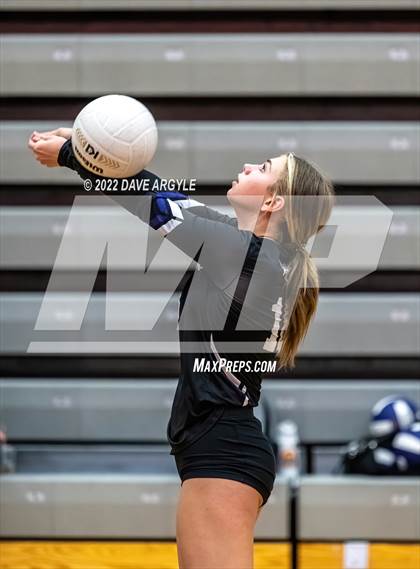 Thumbnail 2 in Lehi vs Layton (Rocky Mountain JV/Sophomore Tournament) photogallery.