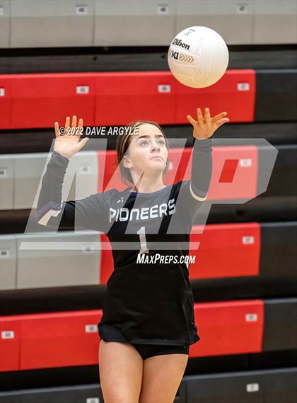 Thumbnail 2 in Lehi vs Layton (Rocky Mountain JV/Sophomore Tournament) photogallery.