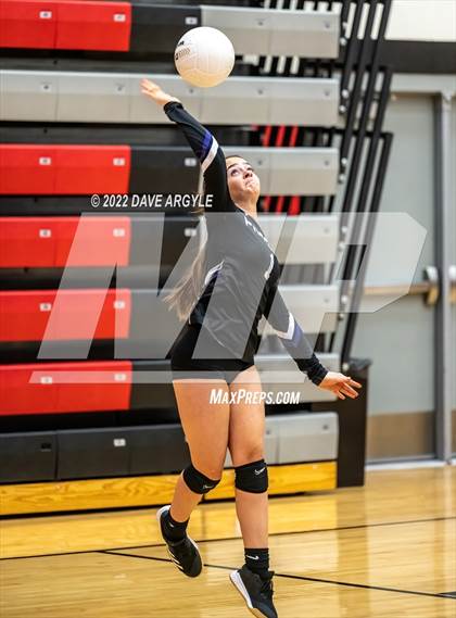 Thumbnail 3 in Lehi vs Layton (Rocky Mountain JV/Sophomore Tournament) photogallery.