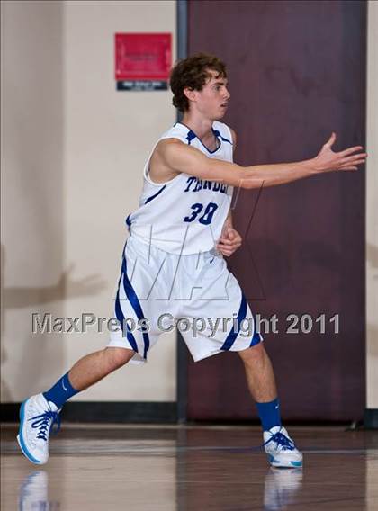 Thumbnail 3 in Dallas Thunder vs Liberty Christian JV (Lake Country Classic) photogallery.