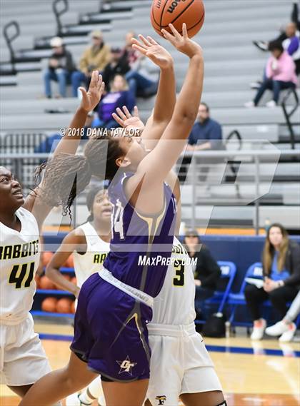Thumbnail 2 in Forney vs Chisholm Trail (Gilchrist Automotive Lady Roo Christmas Classic) photogallery.