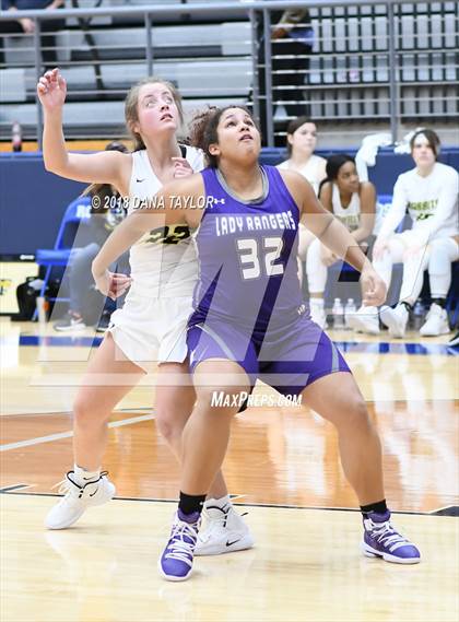 Thumbnail 2 in Forney vs Chisholm Trail (Gilchrist Automotive Lady Roo Christmas Classic) photogallery.