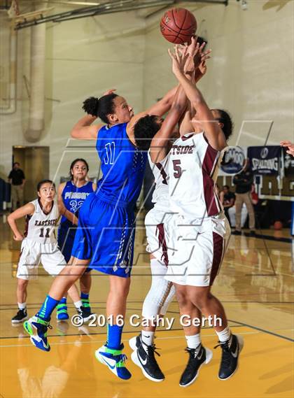 Thumbnail 3 in Woodside Priory vs. Eastside College Prep (CIF CCS D5 Final) photogallery.