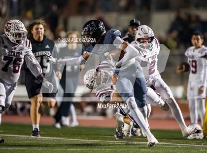 Thumbnail 3 in Steele vs. Pharr-San Juan-Alamo (UIL 6A Area Playoff) photogallery.