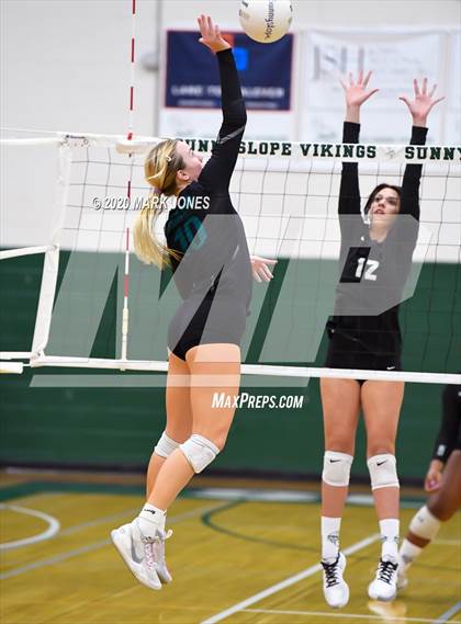 Thumbnail 2 in Highland @ Sunnyslope photogallery.