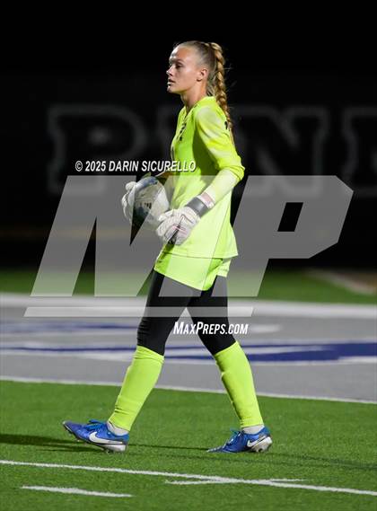Thumbnail 2 in Corona del Sol vs. Pinnacle (AIA 6A Semifinal) photogallery.