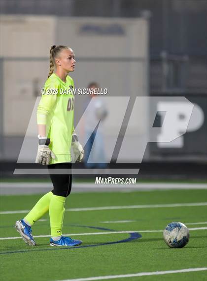 Thumbnail 1 in Corona del Sol vs. Pinnacle (AIA 6A Semifinal) photogallery.