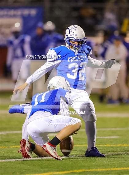Thumbnail 3 in Troy vs. Crockett (UIL 3A Division 1 Region 3 Area Playoff) photogallery.