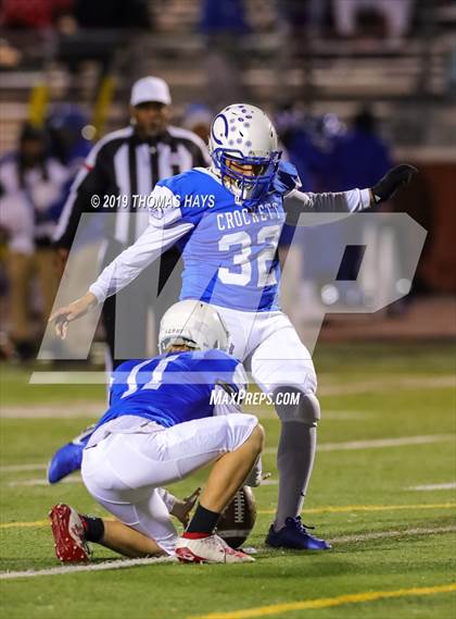 Thumbnail 1 in Troy vs. Crockett (UIL 3A Division 1 Region 3 Area Playoff) photogallery.