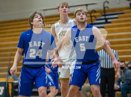 Thumbnail 3 in Pius X vs. Lincoln East photogallery.