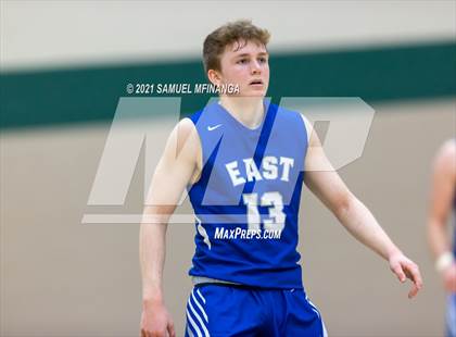 Thumbnail 2 in Pius X vs. Lincoln East photogallery.