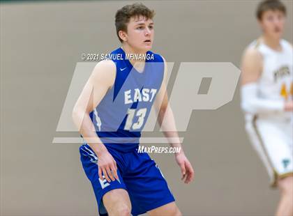 Thumbnail 2 in Pius X vs. Lincoln East photogallery.