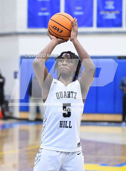 Thumbnail 2 in Knight @ Quartz Hill photogallery.
