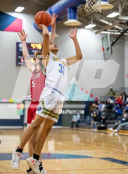 Thumbnail 1 in Chief Leschi vs Toledo (WIAA 2B District Playoff) photogallery.
