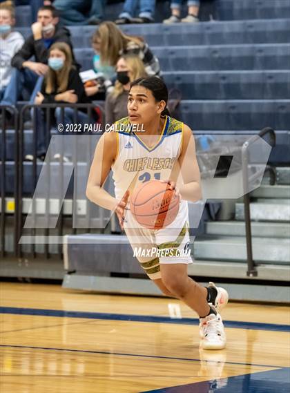 Thumbnail 2 in Chief Leschi vs Toledo (WIAA 2B District Playoff) photogallery.