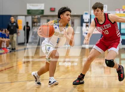 Thumbnail 1 in Chief Leschi vs Toledo (WIAA 2B District Playoff) photogallery.
