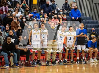 Thumbnail 1 in Chief Leschi vs Toledo (WIAA 2B District Playoff) photogallery.