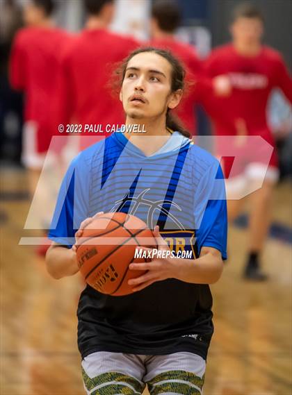 Thumbnail 2 in Chief Leschi vs Toledo (WIAA 2B District Playoff) photogallery.