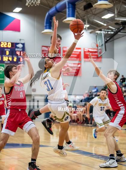 Thumbnail 3 in Chief Leschi vs Toledo (WIAA 2B District Playoff) photogallery.