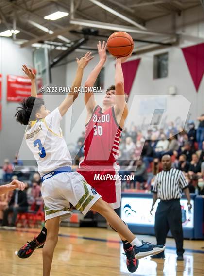 Thumbnail 2 in Chief Leschi vs Toledo (WIAA 2B District Playoff) photogallery.
