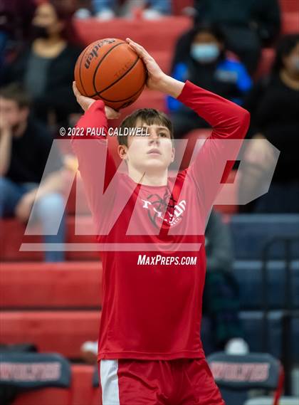 Thumbnail 2 in Chief Leschi vs Toledo (WIAA 2B District Playoff) photogallery.
