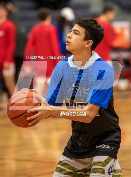 Thumbnail 2 in Chief Leschi vs Toledo (WIAA 2B District Playoff) photogallery.
