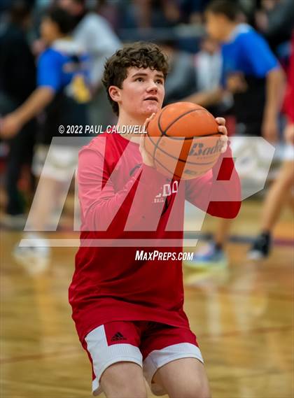 Thumbnail 3 in Chief Leschi vs Toledo (WIAA 2B District Playoff) photogallery.