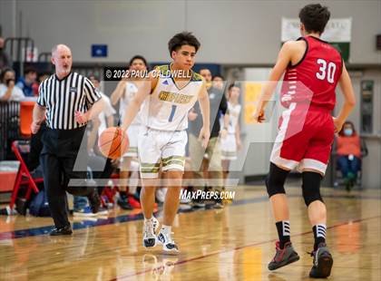 Thumbnail 1 in Chief Leschi vs Toledo (WIAA 2B District Playoff) photogallery.