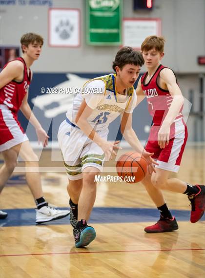 Thumbnail 2 in Chief Leschi vs Toledo (WIAA 2B District Playoff) photogallery.