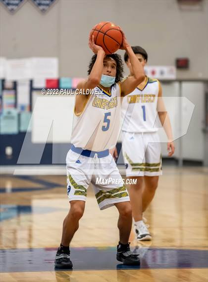 Thumbnail 2 in Chief Leschi vs Toledo (WIAA 2B District Playoff) photogallery.