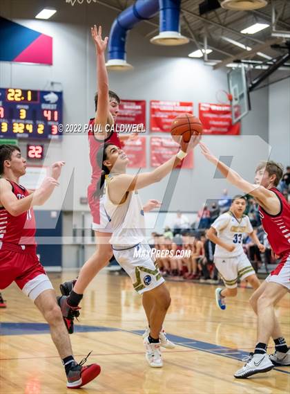 Thumbnail 2 in Chief Leschi vs Toledo (WIAA 2B District Playoff) photogallery.