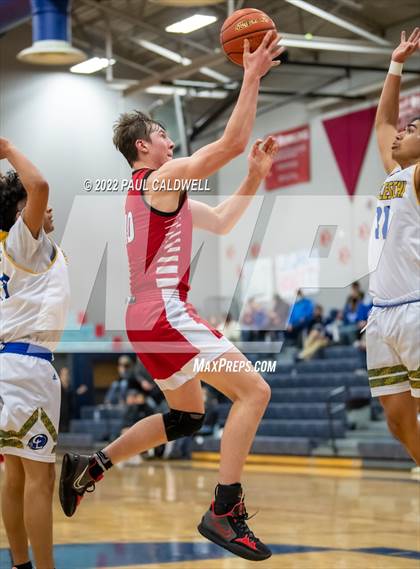 Thumbnail 2 in Chief Leschi vs Toledo (WIAA 2B District Playoff) photogallery.