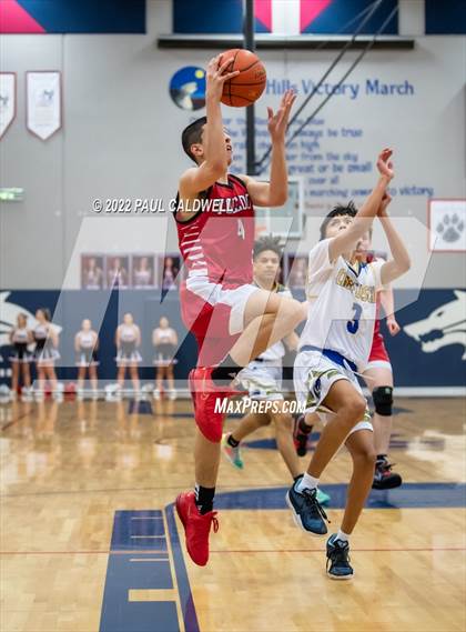 Thumbnail 3 in Chief Leschi vs Toledo (WIAA 2B District Playoff) photogallery.