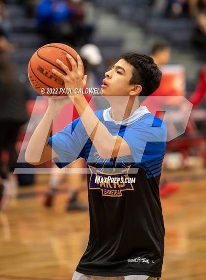 Thumbnail 3 in Chief Leschi vs Toledo (WIAA 2B District Playoff) photogallery.