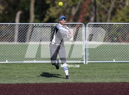 Thumbnail 2 in Liberty North vs Central - MSHSAA District Championship photogallery.