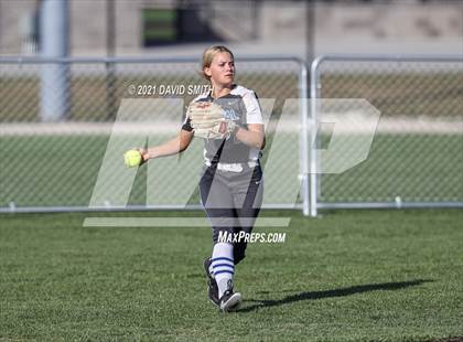 Thumbnail 2 in Liberty North vs Central - MSHSAA District Championship photogallery.