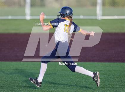 Thumbnail 1 in Liberty North vs Central - MSHSAA District Championship photogallery.