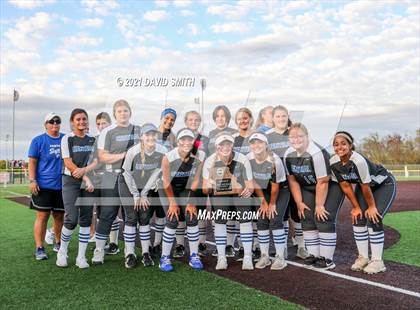 Thumbnail 2 in Liberty North vs Central - MSHSAA District Championship photogallery.
