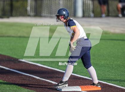Thumbnail 3 in Liberty North vs Central - MSHSAA District Championship photogallery.