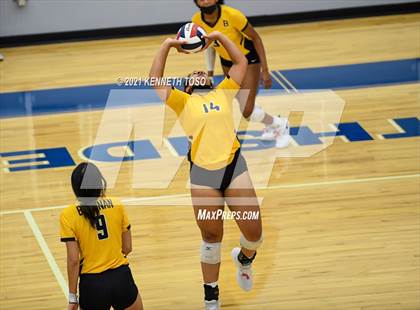 Thumbnail 1 in Brennan vs. Taft photogallery.