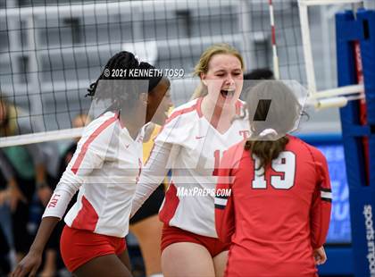 Thumbnail 1 in Brennan vs. Taft photogallery.