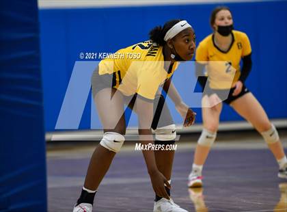 Thumbnail 2 in Brennan vs. Taft photogallery.