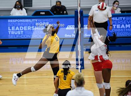 Thumbnail 2 in Brennan vs. Taft photogallery.