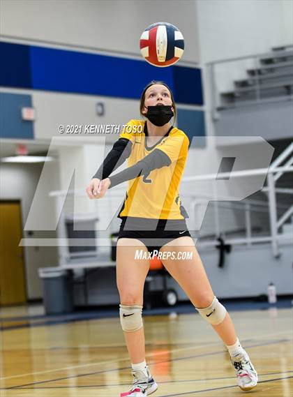 Thumbnail 3 in Brennan vs. Taft photogallery.