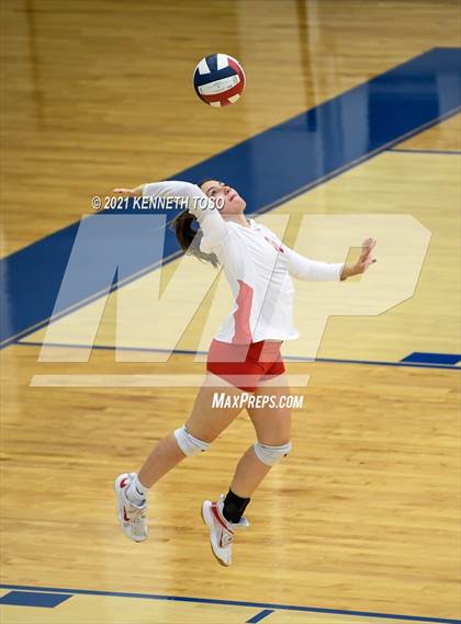 Thumbnail 3 in Brennan vs. Taft photogallery.